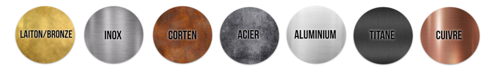 Échantillons de matériaux métalliques : acier, inox, aluminium, corten, cuivre et laiton utilisés en fabrication sur mesure