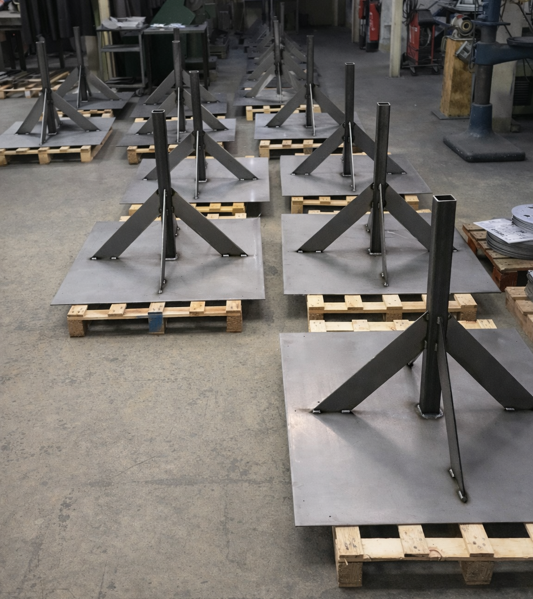 Fabrication en série de pièces mécano-soudées en acier dans l’atelier Novatôle